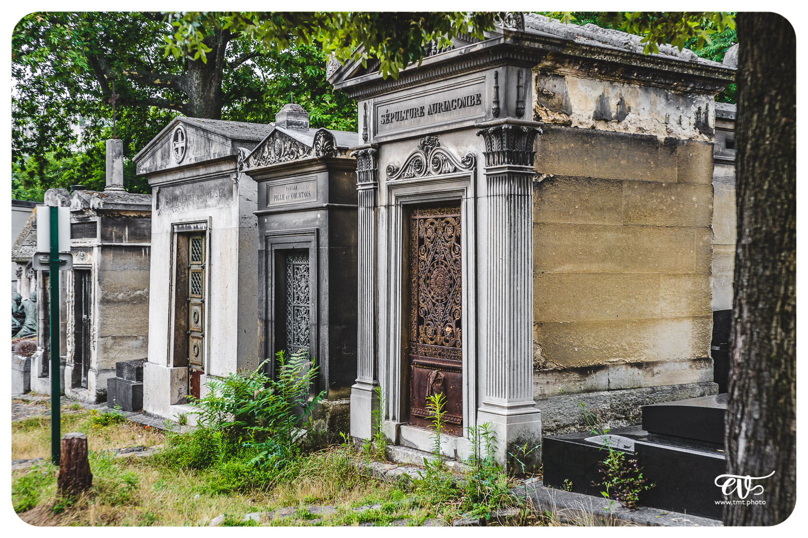 PERE LACHAISE