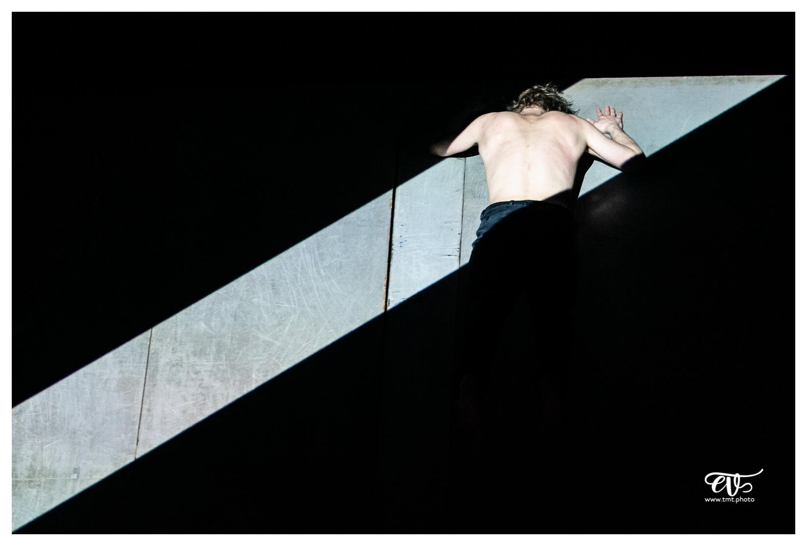 RCH 2021-2022 | BURNING (HABEAS CORPUS COMPAGNIE)