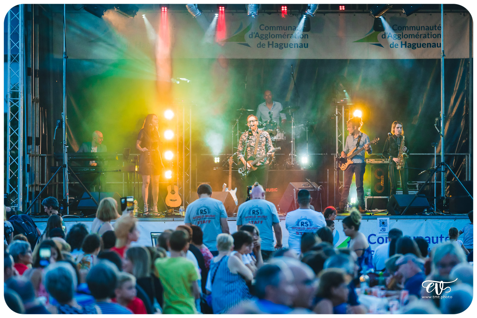 IL SUFFIRA... D'UNE SCENE