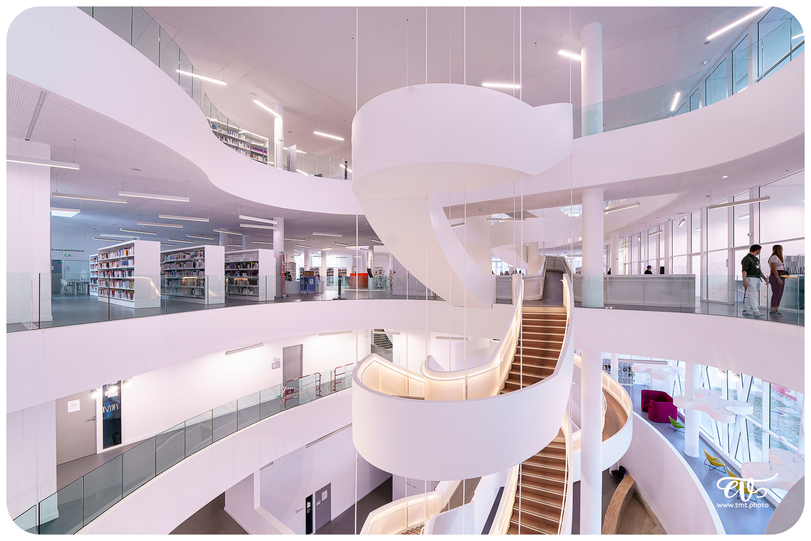 TWAPERO #32 AU STUDIUM