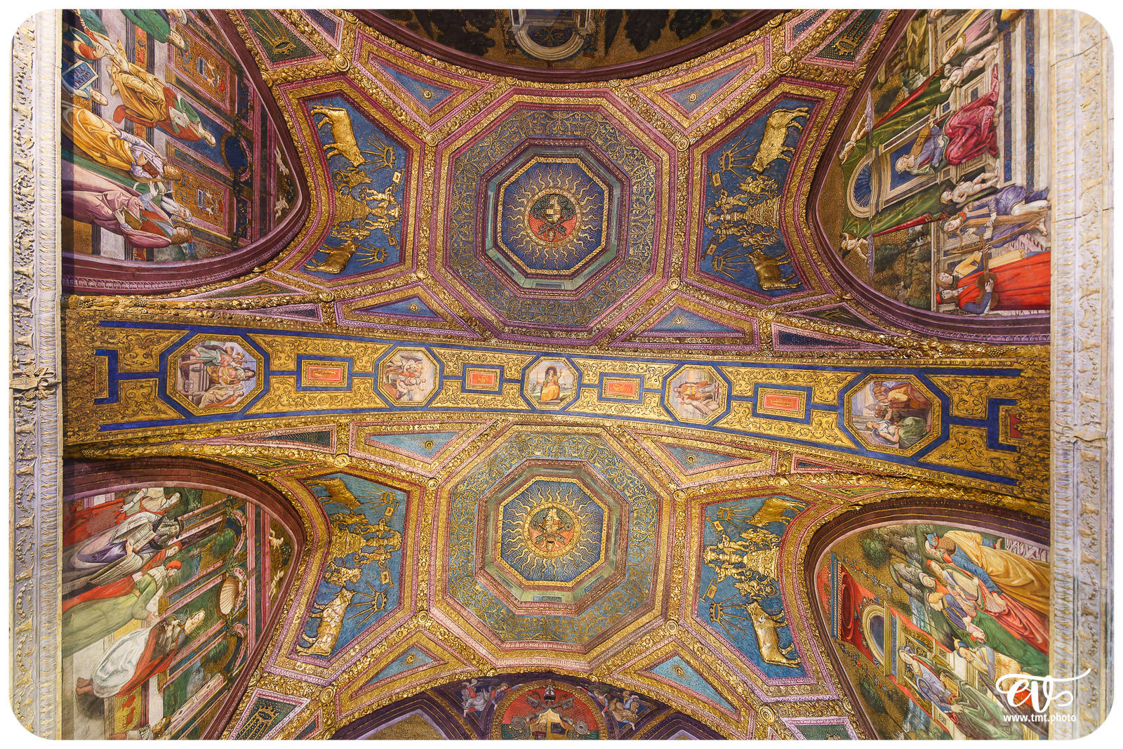 ROME - LA VILLE ETERNELLE